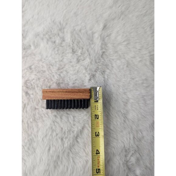 COACH Suede and Nubuck Care Cleaning Brush‎ - Picture 5 of 5